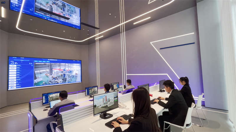 QGM Machinery: Viljelyt pääliiketoimintaa syvästi yli 40 vuoden ajan, seisomme innovaatioiden eturintamassa ja laajenivat maailmanlaajuisesti kansainvälisestä näkökulmasta