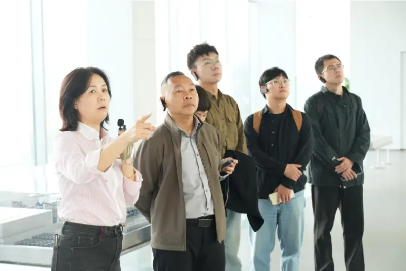 Yliopisto ja yritys yhdistävät kädet ja lähtevät uudelle matkalle, innovoimalla vihreää tulevaisuutta varten